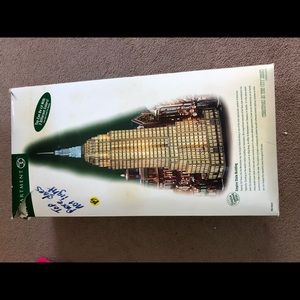 Christmas village - Empire State Building